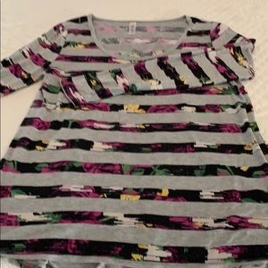 Lularoe Tee